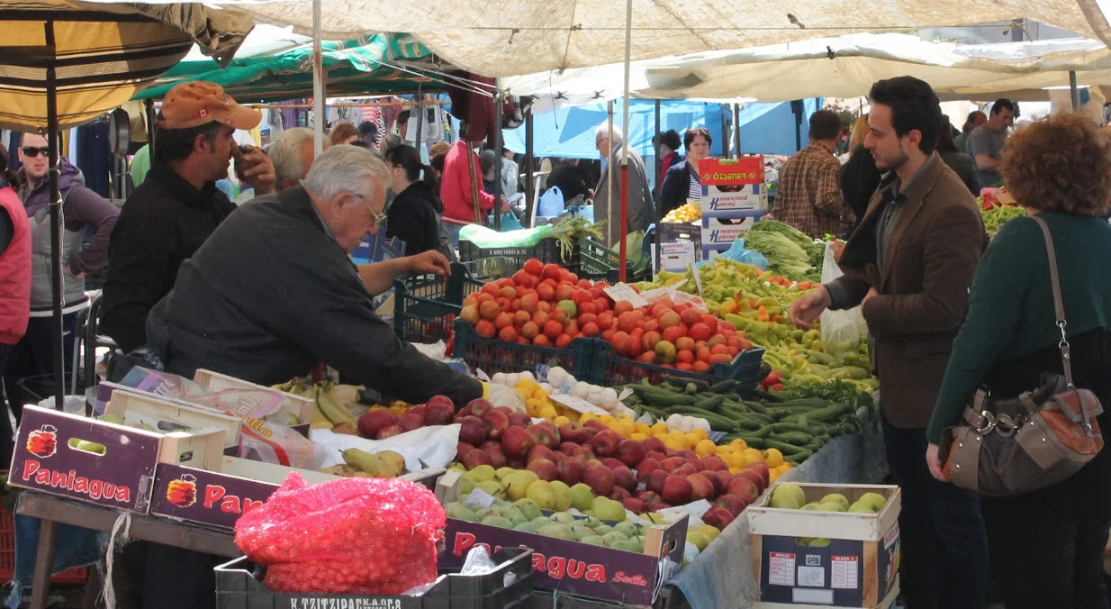 Κουπόνια σε 880 πολυτέκνους για αγορές από τις λαϊκές της Θεσσαλονίκης