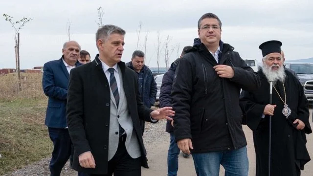 Δεντροφύτευση 250 δέντρων και 600 φυτών, στο παράκτιο μέτωπο της δυτικής Θεσσαλονίκης στα όρια των Δήμων, Δέλτα και Αμπελόκηπων – Μενεμένης.